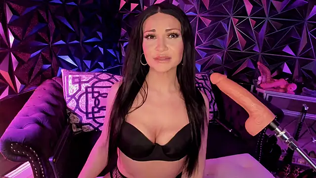 Snapshot of NatashaxoBangs chatting on October 2025 03:38:02 AM NatashaxoBangs online show from October 2025 03:38:02 AM