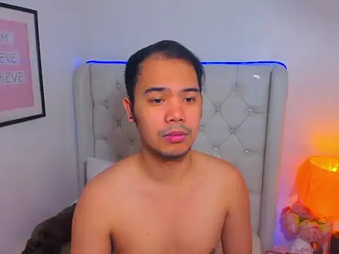 AsianZero online show from March 2026 04:19:02 PM