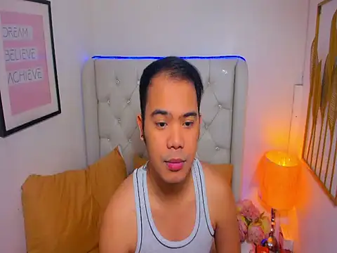 AsianZero online show from March 2026 04:34:02 PM