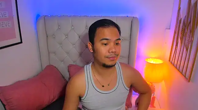 AsianZero online show from February 2025 09:25:02 PM