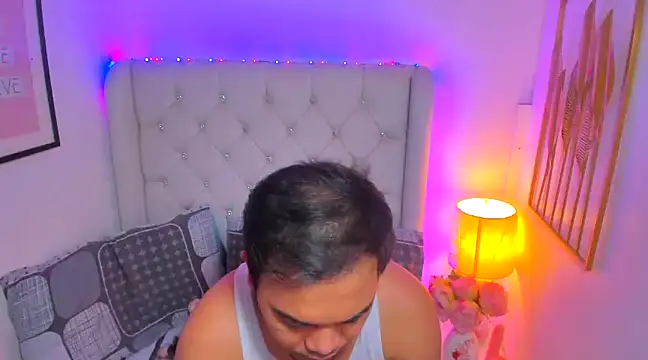 AsianZero online show from February 2025 09:17:02 PM