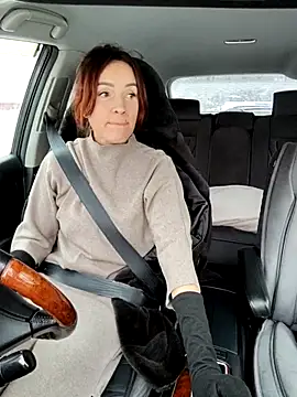 EvaXOAir online show from December 2025 05:10:02 AM