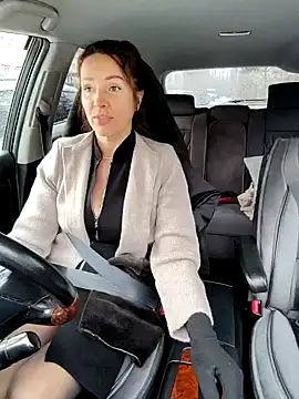 EvaXOAir online show from November 2025 03:32:01 AM