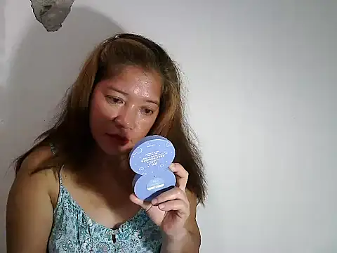 wethornypussy4u online show from September 2025 10:23:02 PM