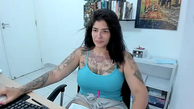 Snapshot of TaliMajesty chatting on March 2025 11:26:01 PM TaliMajesty online show from March 2025 11:26:01 PM