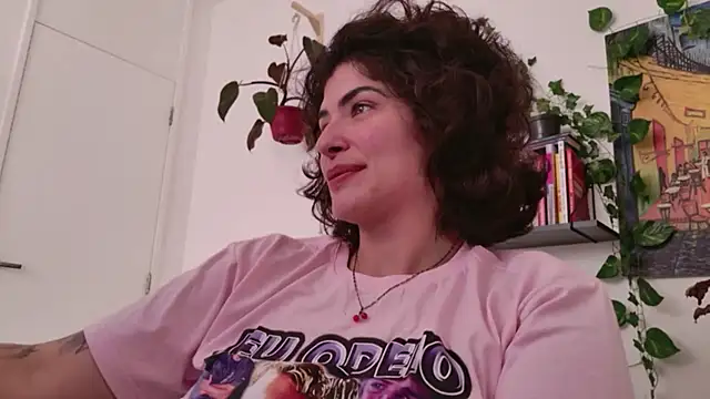 Snapshot of TaliMajesty chatting on November 2025 02:39:01 PM TaliMajesty online show from November 2025 02:39:01 PM