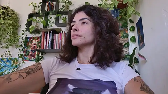 Snapshot of TaliMajesty chatting on June 2026 12:49:02 PM TaliMajesty online show from June 2026 12:49:02 PM