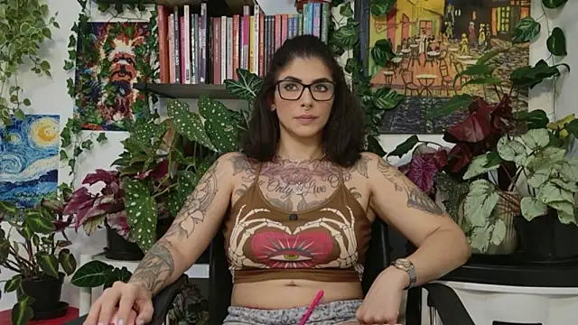 TaliMajesty online show from April 2026 11:00:01 PM