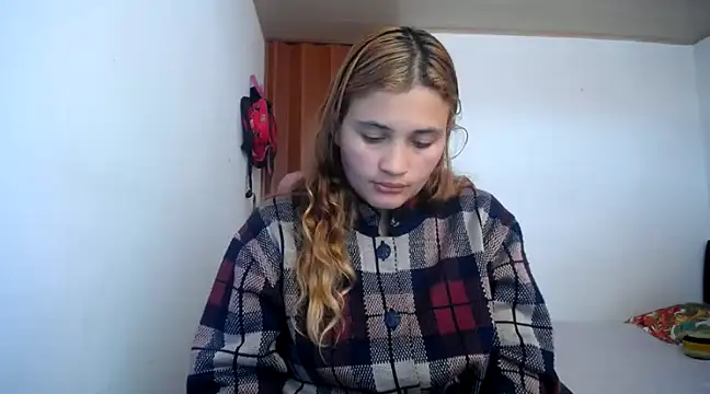 Mia davis01 online show from January 2025 03:41:01 PM