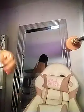 chelaqueen  online show from March 2026 10:48:02 PM