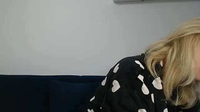 MysticCreature online show from November 2025 04:17:02 AM