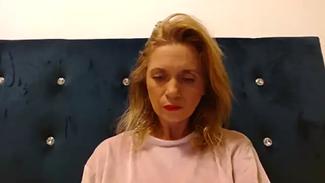 MysticCreature online show from April 2026 04:08:01 AM