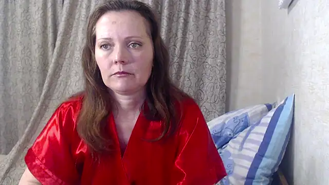 Snapshot of SheLion chatting on December 2025 04:34:02 PM SheLion online show from December 2025 04:34:02 PM