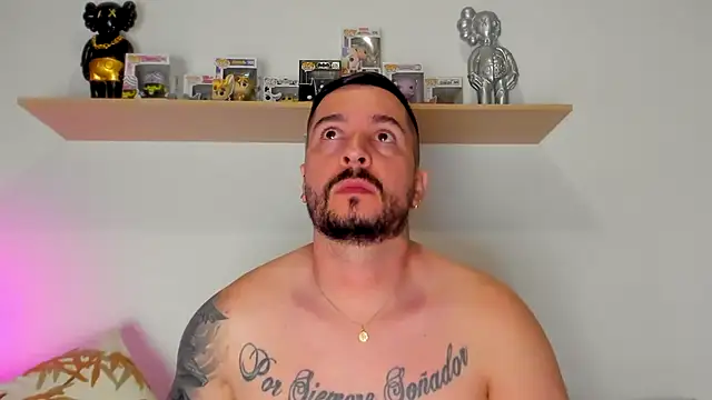 Snapshot of camilo_restrepo21 chatting on November 2025 12:03:02 AM camilo restrepo21 online show from November 2025 12:03:02 AM