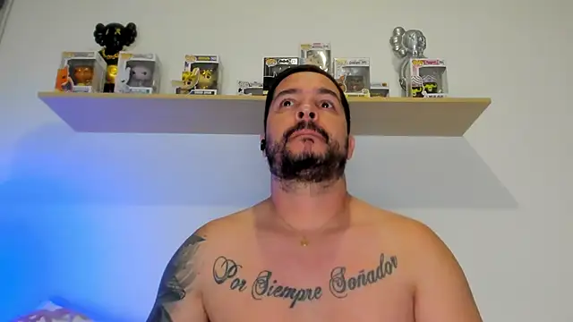 camilo restrepo21 online show from May 2026 11:31:01 PM