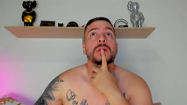camilo restrepo21 online show from September 2025 11:10:02 PM