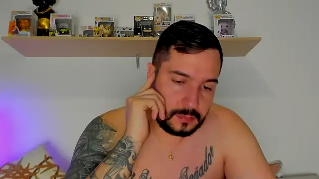 Snapshot of camilo_restrepo21 chatting on November 2025 11:05:01 PM camilo restrepo21 online show from November 2025 11:05:01 PM