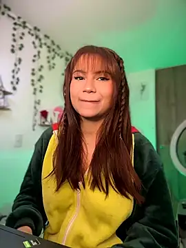 Sweett Priya online show from April 2026 10:46:01 PM