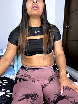 sandylau online show from October 2025 09:36:01 PM