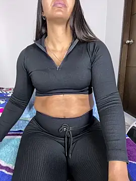 sandylau online show from February 2026 07:35:02 PM