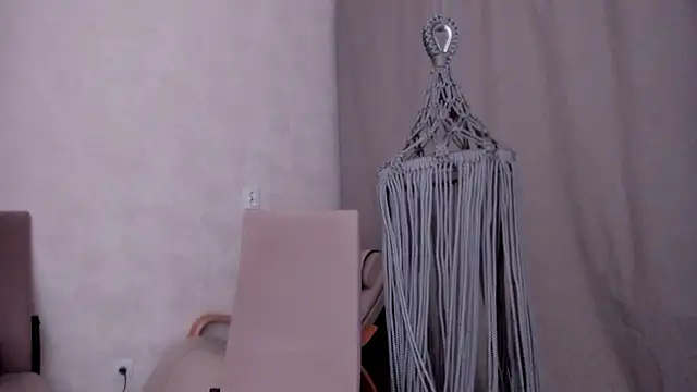 Snapshot of why_again_me chatting on February 2025 06:34:02 PM why again me online show from February 2025 06:34:02 PM