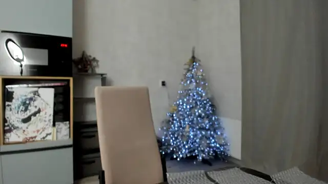 Snapshot of why_again_me chatting on December 2025 08:45:02 PM why again me online show from December 2025 08:45:02 PM