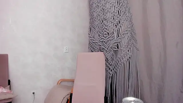 Snapshot of why_again_me chatting on March 2025 06:55:02 PM why again me online show from March 2025 06:55:02 PM