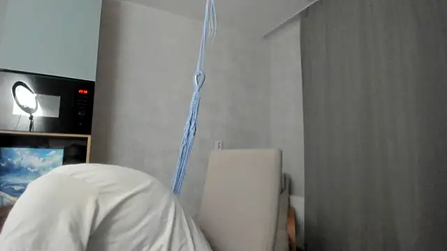 Snapshot of why_again_me chatting on November 2025 05:40:01 PM why again me online show from November 2025 05:40:01 PM