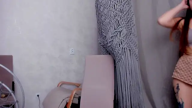 Snapshot of why_again_me chatting on March 2025 09:56:02 PM why again me online show from March 2025 09:56:02 PM