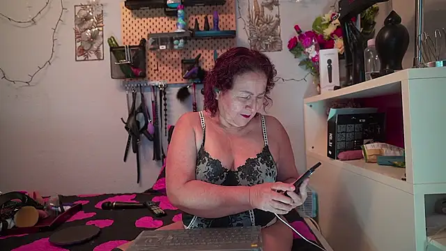 Snapshot of barbarah_ chatting on May 2026 07:27:01 AM barbarah online show from May 2026 07:27:01 AM