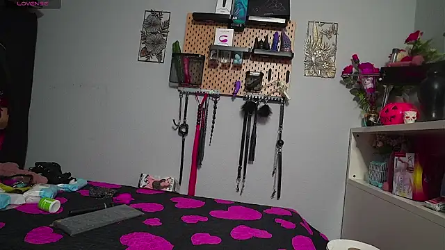 barbarah  online show from November 2025 11:25:02 AM