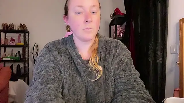 kisicaxx online show from March 2026 07:07:01 PM