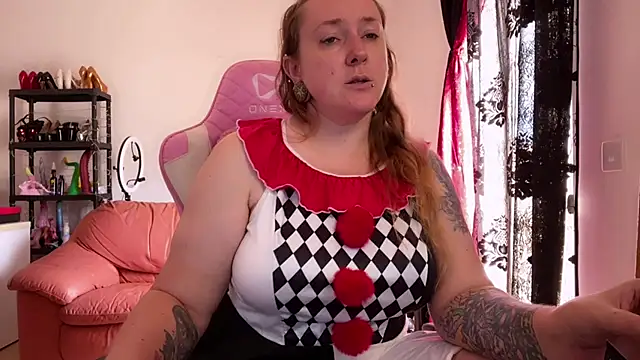 Snapshot of kisicaxx chatting on October 2025 09:52:02 AM kisicaxx online show from October 2025 09:52:02 AM