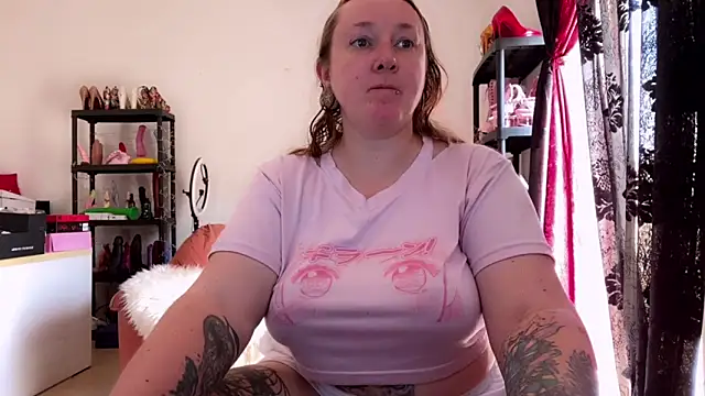 Snapshot of kisicaxx chatting on May 2026 08:54:01 AM kisicaxx online show from May 2026 08:54:01 AM