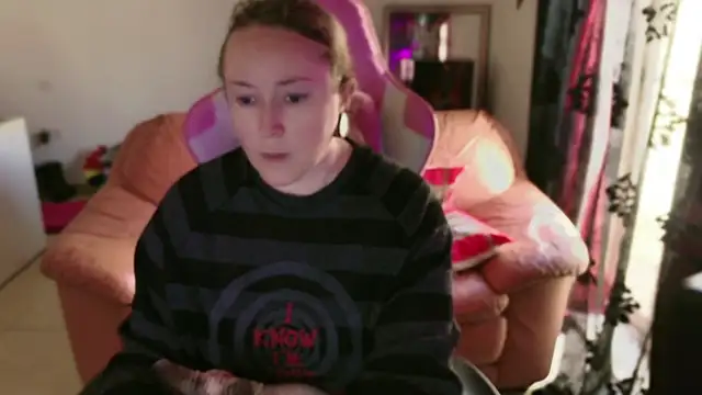 kisicaxx online show from March 2025 01:29:02 PM