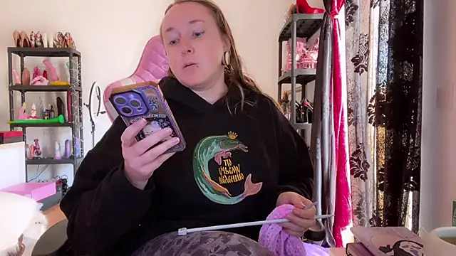 Snapshot of kisicaxx chatting on December 2025 11:23:02 AM kisicaxx online show from December 2025 11:23:02 AM