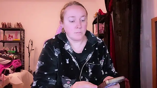 kisicaxx online show from January 2026 06:47:02 PM