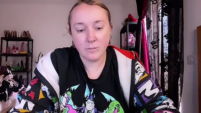 kisicaxx online show from January 2026 12:43:02 PM