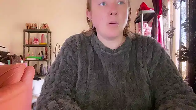 kisicaxx online show from March 2026 01:59:01 PM