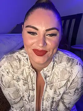 lovely beast online show from November 2025 05:39:02 PM