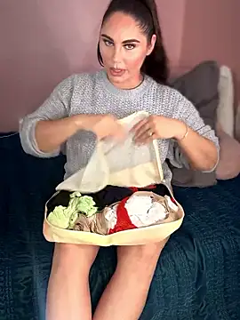 lovely beast online show from January 2026 05:30:02 PM