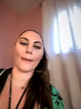 lovely beast online show from January 2026 05:51:01 PM