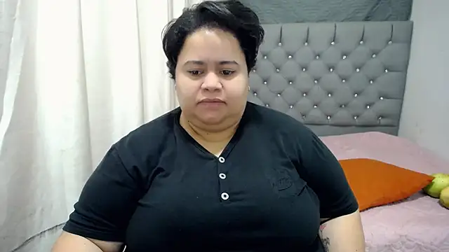 Snapshot of hotlesby4uxxx chatting on December 2024 12:40:02 PM hotlesby4uxxx online show from December 2024 12:40:02 PM