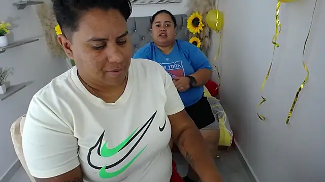 Snapshot of hotlesby4uxxx chatting on September 2025 12:24:01 AM hotlesby4uxxx online show from September 2025 12:24:01 AM