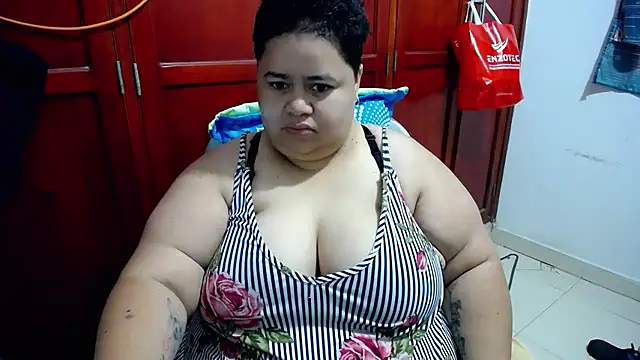 Snapshot of hotlesby4uxxx chatting on May 2026 02:05:02 PM hotlesby4uxxx online show from May 2026 02:05:02 PM