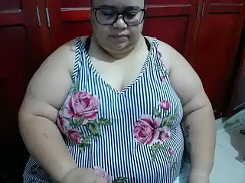 Snapshot of hotlesby4uxxx chatting on May 2026 02:12:01 PM hotlesby4uxxx online show from May 2026 02:12:01 PM