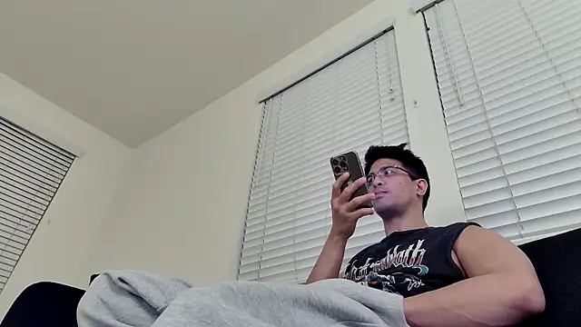 SebastianReiss online show from February 2026 05:08:01 AM