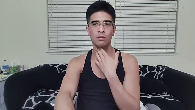 SebastianReiss online show from April 2026 04:48:01 AM