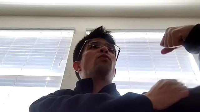 SebastianReiss online show from April 2026 09:43:02 PM