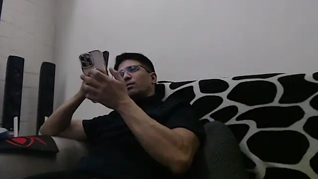 SebastianReiss online show from October 2025 05:47:02 PM